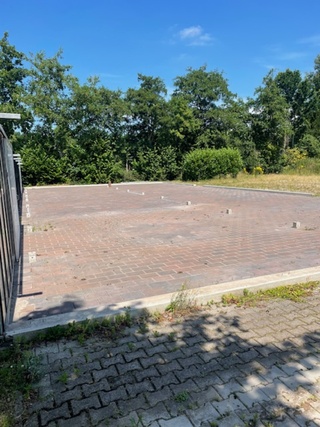 ca. 300m² Getrommelde bestating